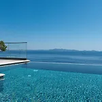 Korcula Grandeur 5 Bedrooms Stunning Waterfront Setting Sea Access
