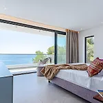 Korcula Grandeur 5 Bedrooms Stunning Waterfront Setting Sea Access Villa Prizba