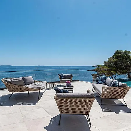 Korcula Grandeur 5 Bedrooms Stunning Waterfront Setting Direct Sea Access Villa *