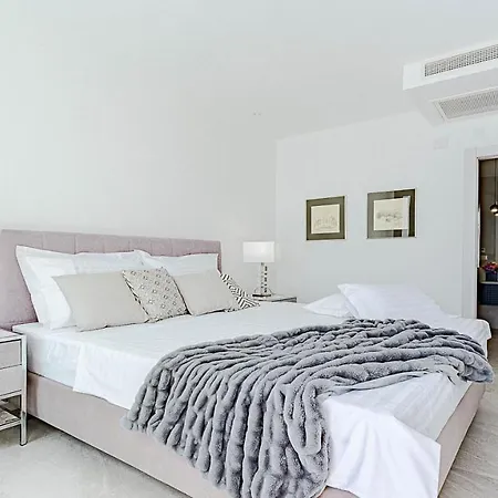 Korcula Grandeur 5 Bedrooms Stunning Waterfront Setting Direct Sea Access