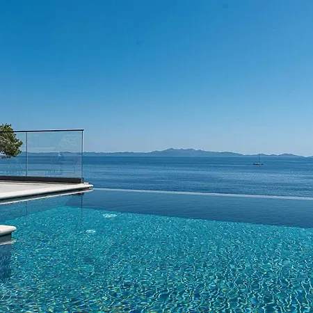 Korcula Grandeur 5 Bedrooms Stunning Waterfront Setting Direct Sea Access