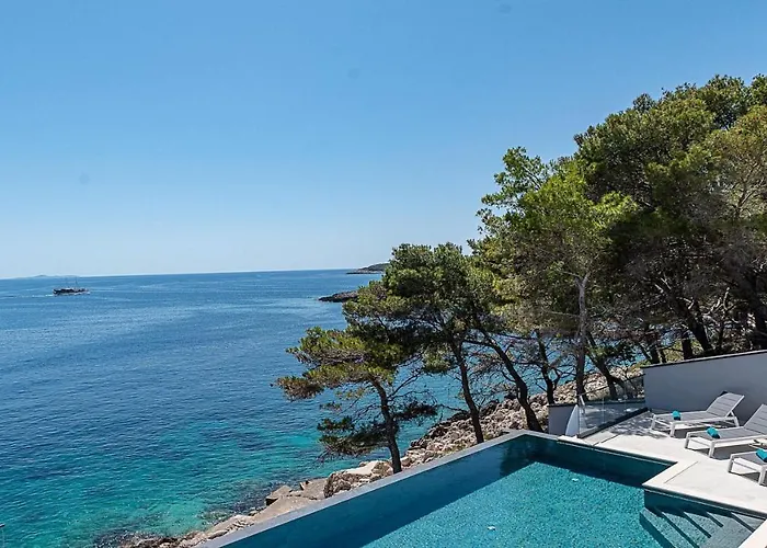Korcula Grandeur 5 Bedrooms Stunning Waterfront Setting Sea Access