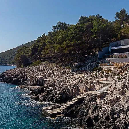 Korcula Grandeur 5 Bedrooms Stunning Waterfront Setting Sea Access Villa *