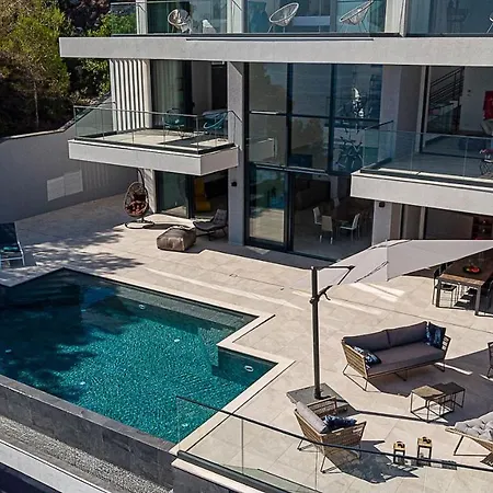 Villa Korcula Grandeur 5 Bedrooms Stunning Waterfront Setting Sea Access Prizba