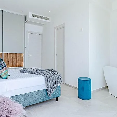 Villa Korcula Grandeur 5 Bedrooms Stunning Waterfront Setting Sea Access Prizba