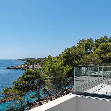 Korcula Grandeur 5 Bedrooms Stunning Waterfront Setting Direct Sea Access Villa Prizba