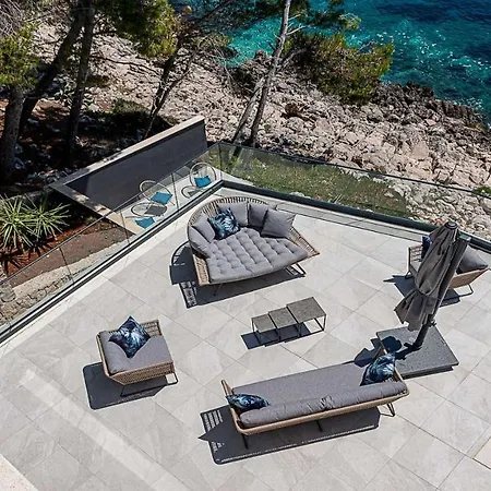 Korcula Grandeur 5 Bedrooms Stunning Waterfront Setting Direct Sea Access Prizba