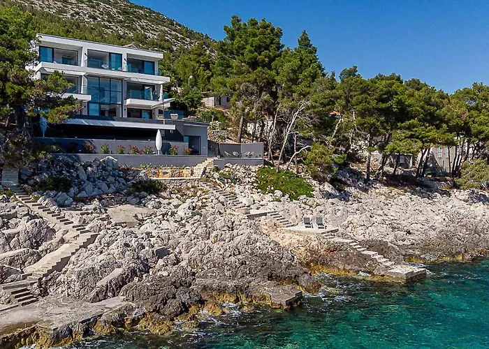 Korcula Grandeur 5 Bedrooms Stunning Waterfront Setting Sea Access Villa *