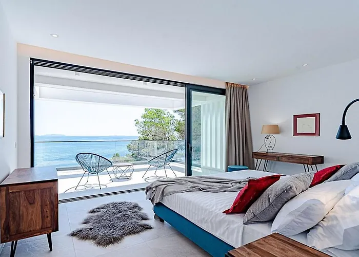 Korcula Grandeur 5 Bedrooms Stunning Waterfront Setting Sea Access Villa Prizba