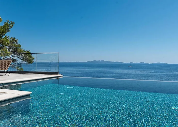 Korcula Grandeur 5 Bedrooms Stunning Waterfront Setting Sea Access